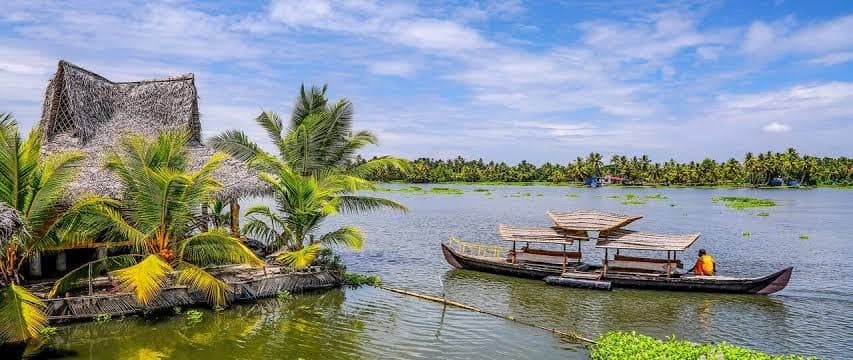 Backwater Focused Kerala Tour | Alleppey & Kumarakom